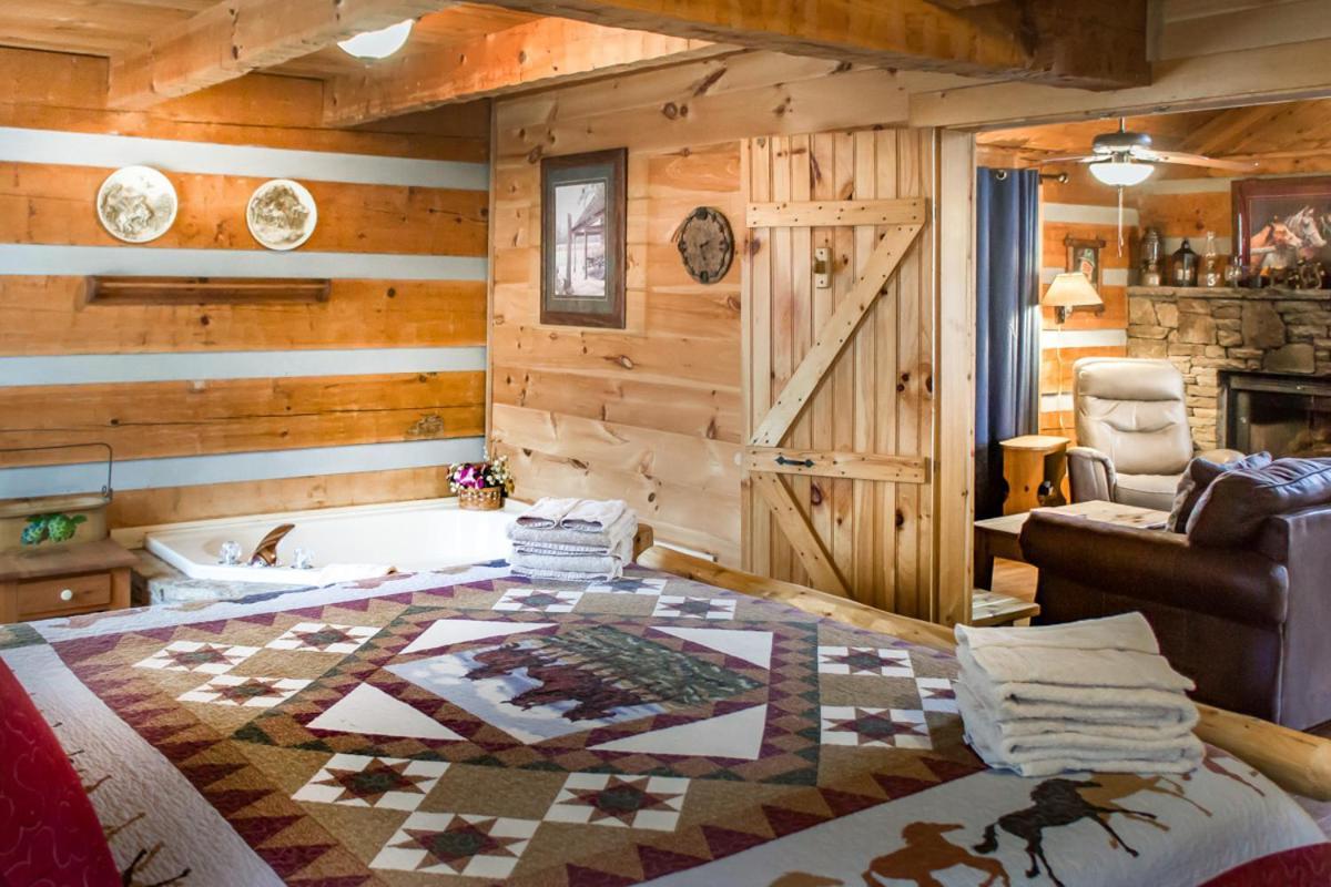 Holiday home Suits Us Pigeon Forge